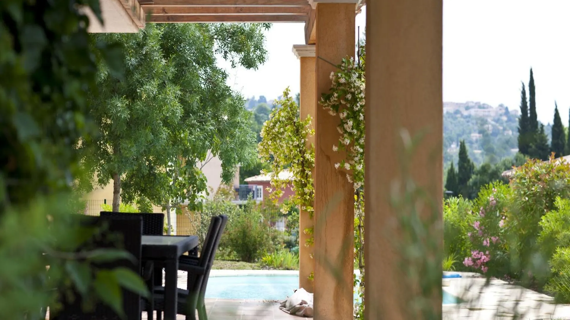 Neat Apartment With Dishwasher Callian  0*, Callian (Var) France