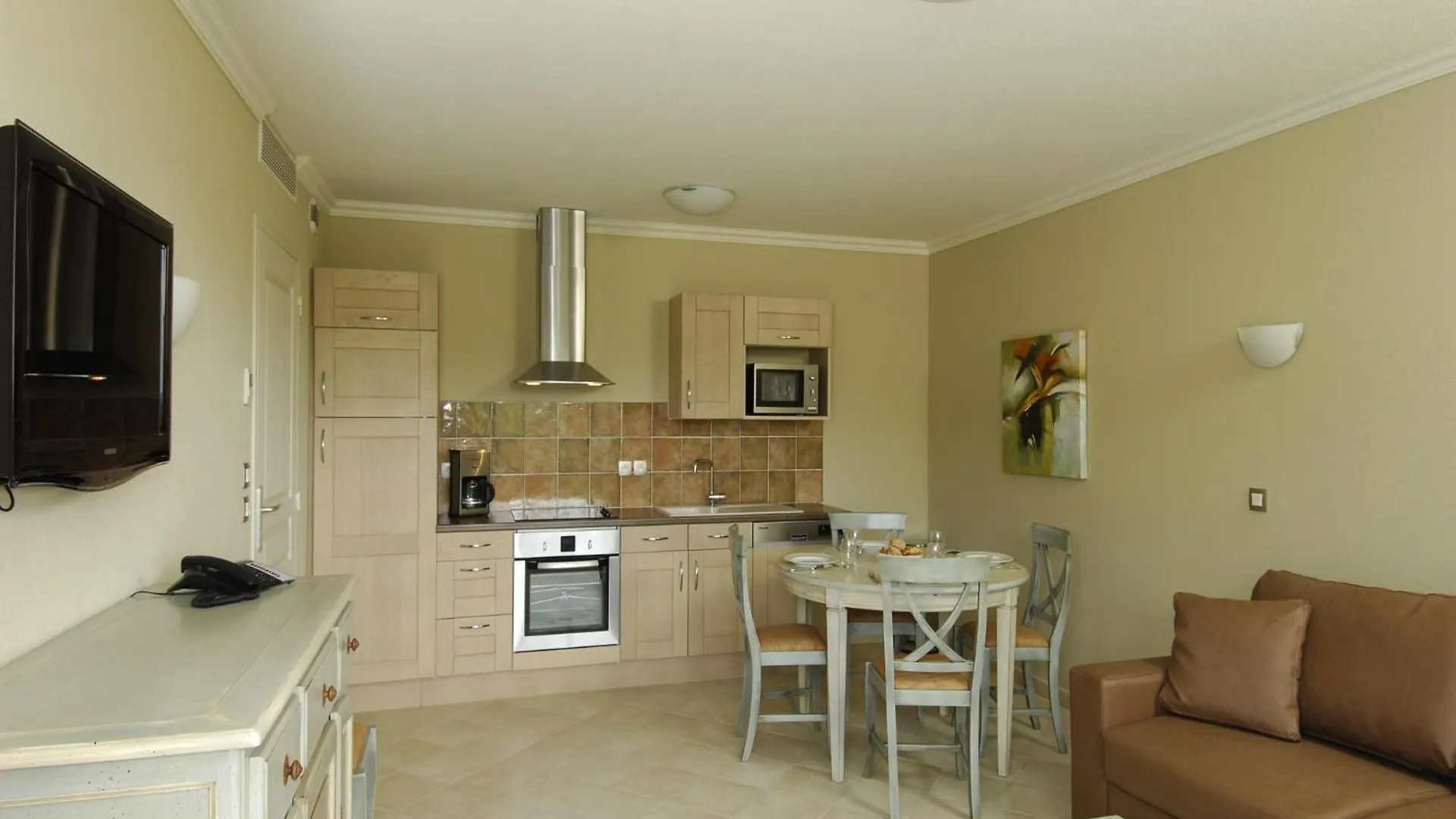 Neat Apartment With Dishwasher Callian  Callian (Var)